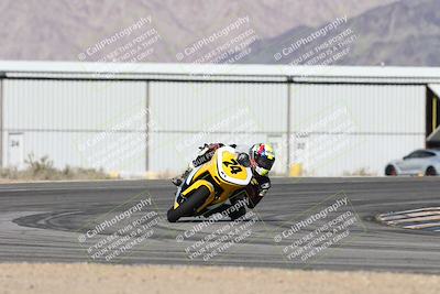 media/Jan-15-2026-Racers Edge (Thu) [[dfebeb70ab]]/2-A Group/Session 3 (Turn 16)/